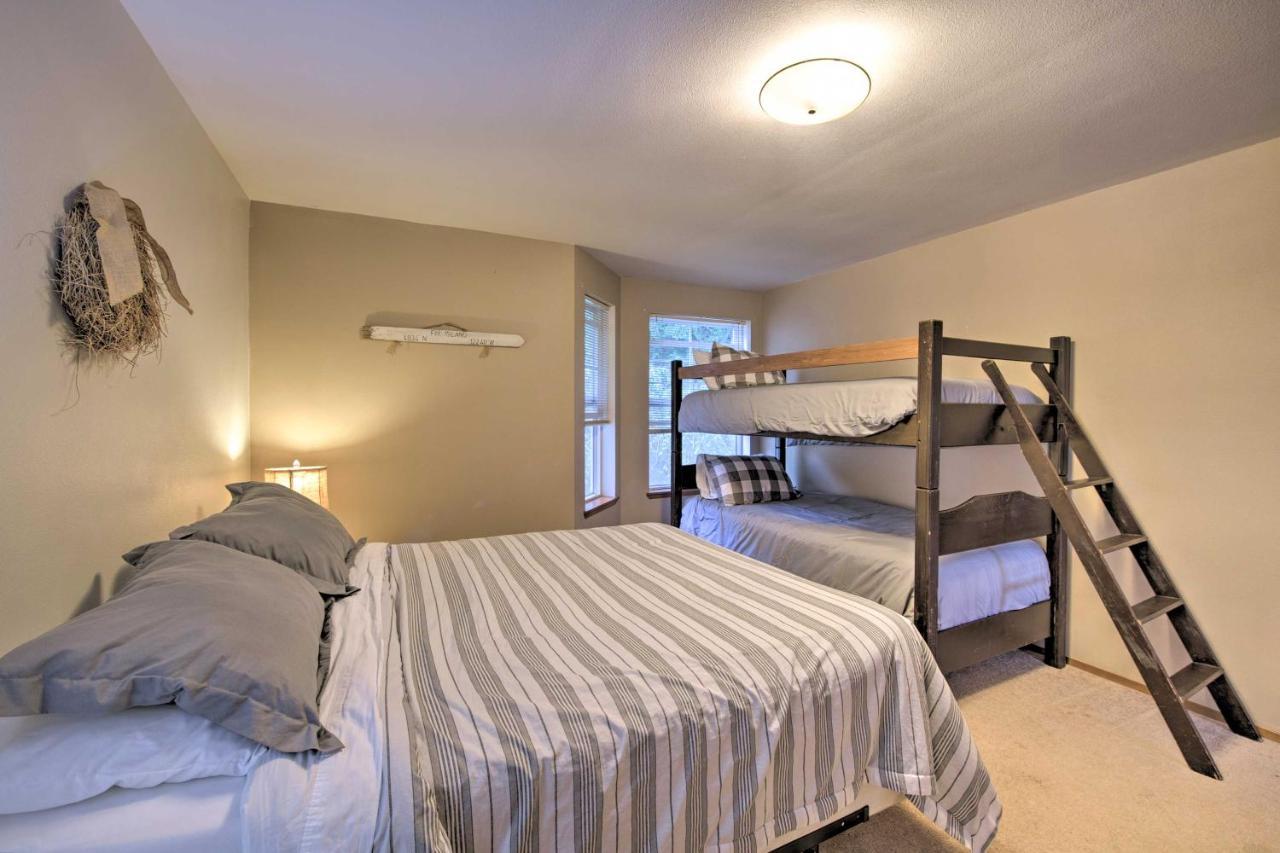 Warm Beach Hideaway With Private Beach! Stanwood Exterior foto